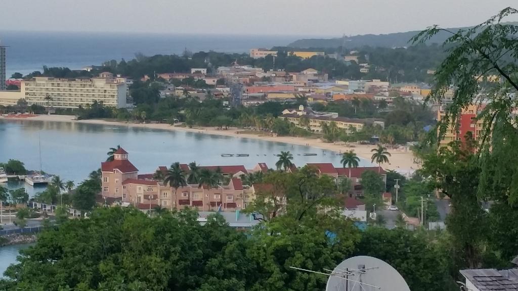 Sky Castles Apt J3 Ocho Rios Esterno foto